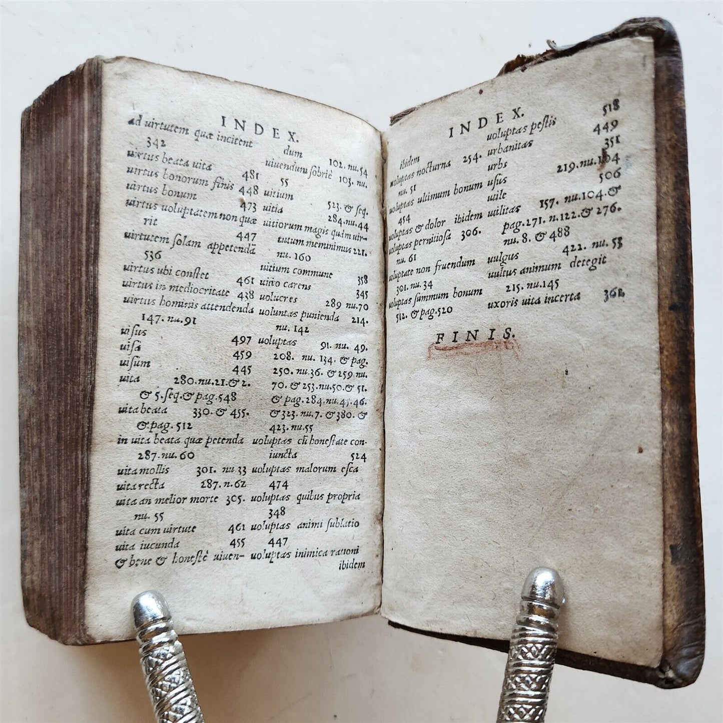 1584 CICERO Sententiae insigniores antique 16th CENTURY pigskin binding