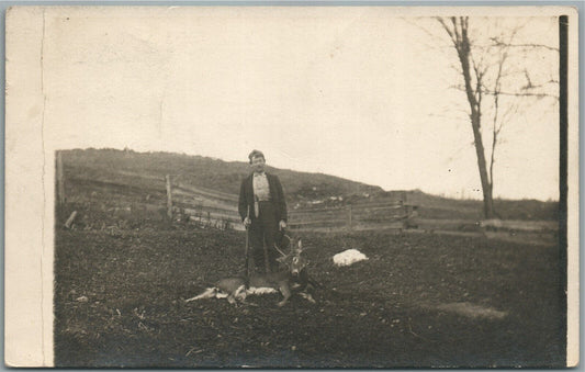 HUNTER w/ DEER AND RIFLE ANTIQUE REAL PHOTO POSTCARD RPPC