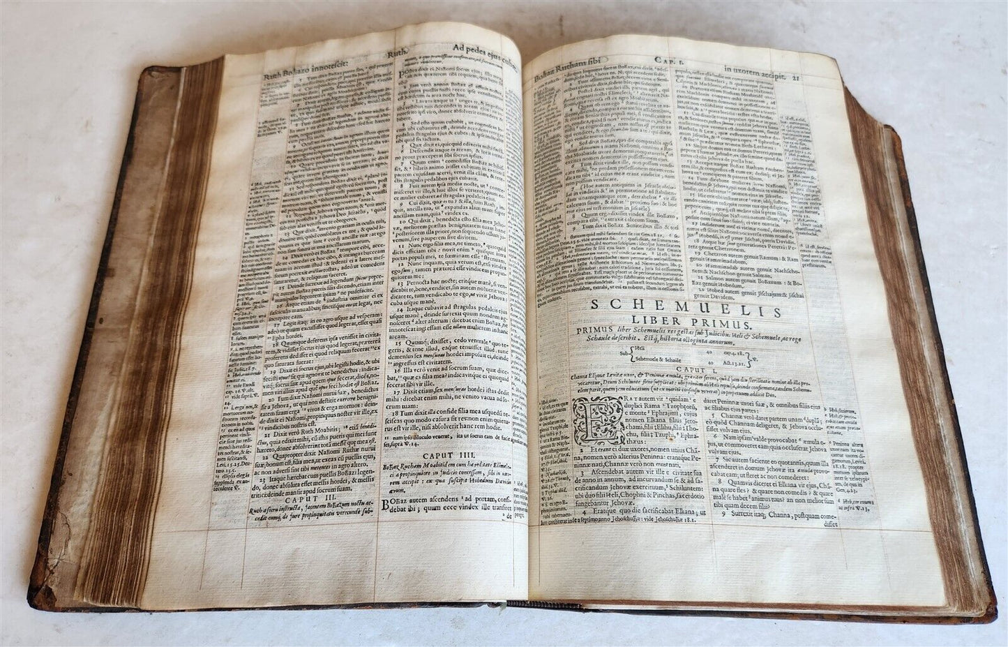 1593 BIBLE in LATIN antique LONDON ROBERT BARKER Old & New Testament FOLIO