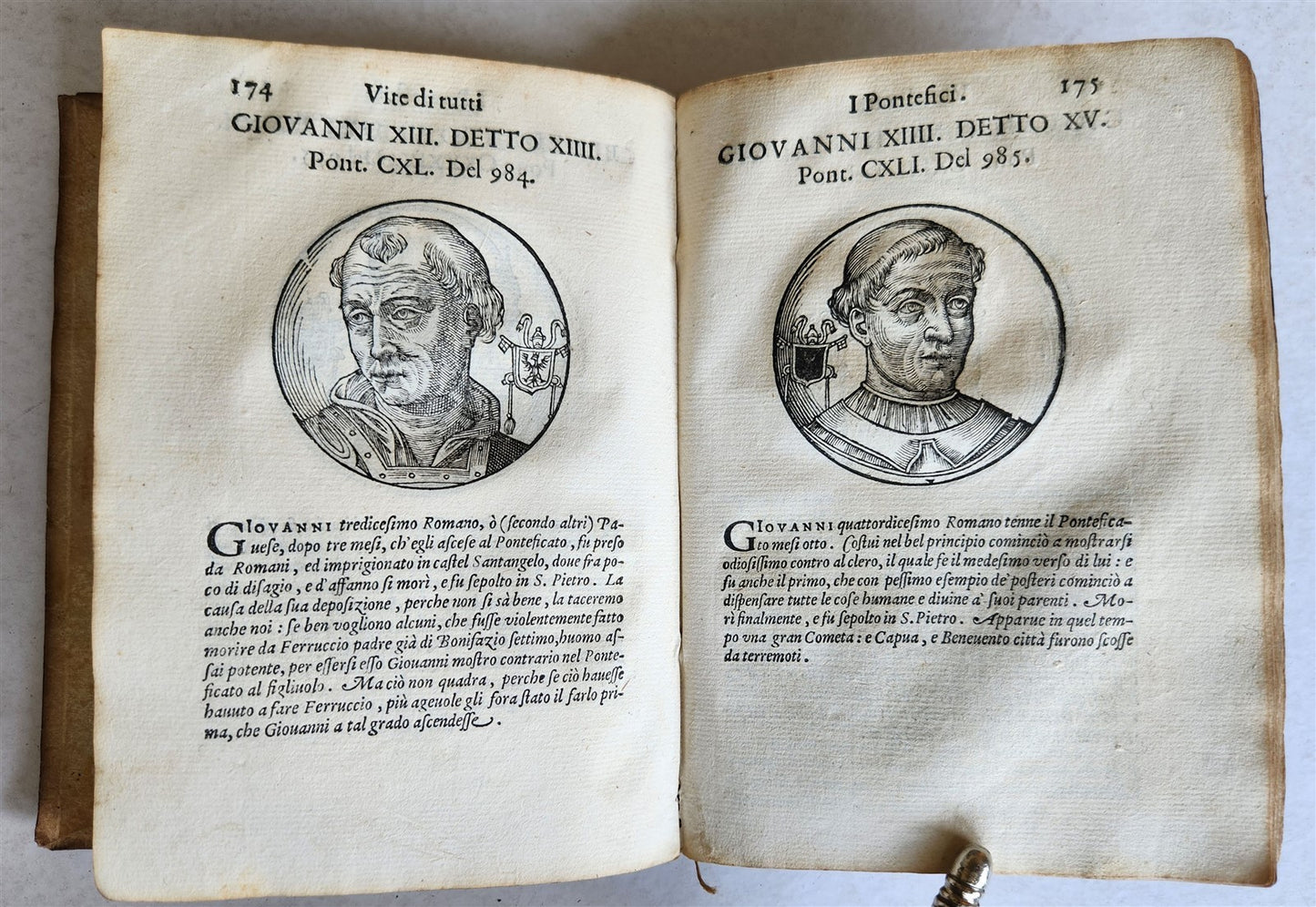 1592 LIVES of POPES ILLUSTRATED w/ 240 WOODCUTS antique 16th CENTURY