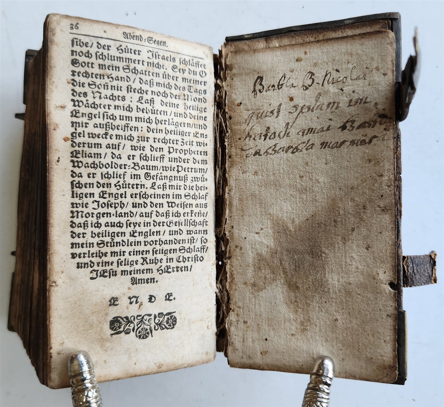 1725 PSALMS of DAVID antique UNUSUAL UNIQUE BINDING w/ BRASS FITTINGS rare