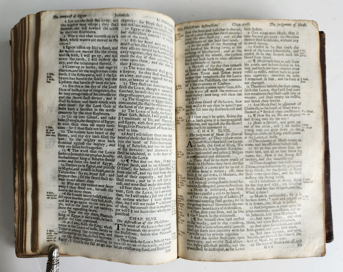 1679 BIBLE in ENGLISH King James antique ORIGINAL red morocco BINDING