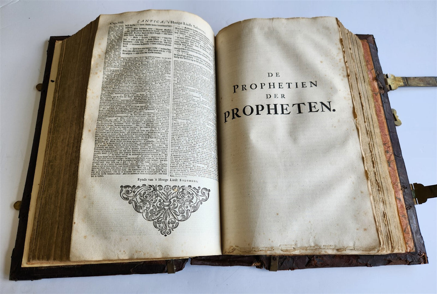 1702 BIBLE in DUTCH MASSIVE FOLIO antique ILLUSTRATED w/6 MAPS incl. WORLD'S MAP