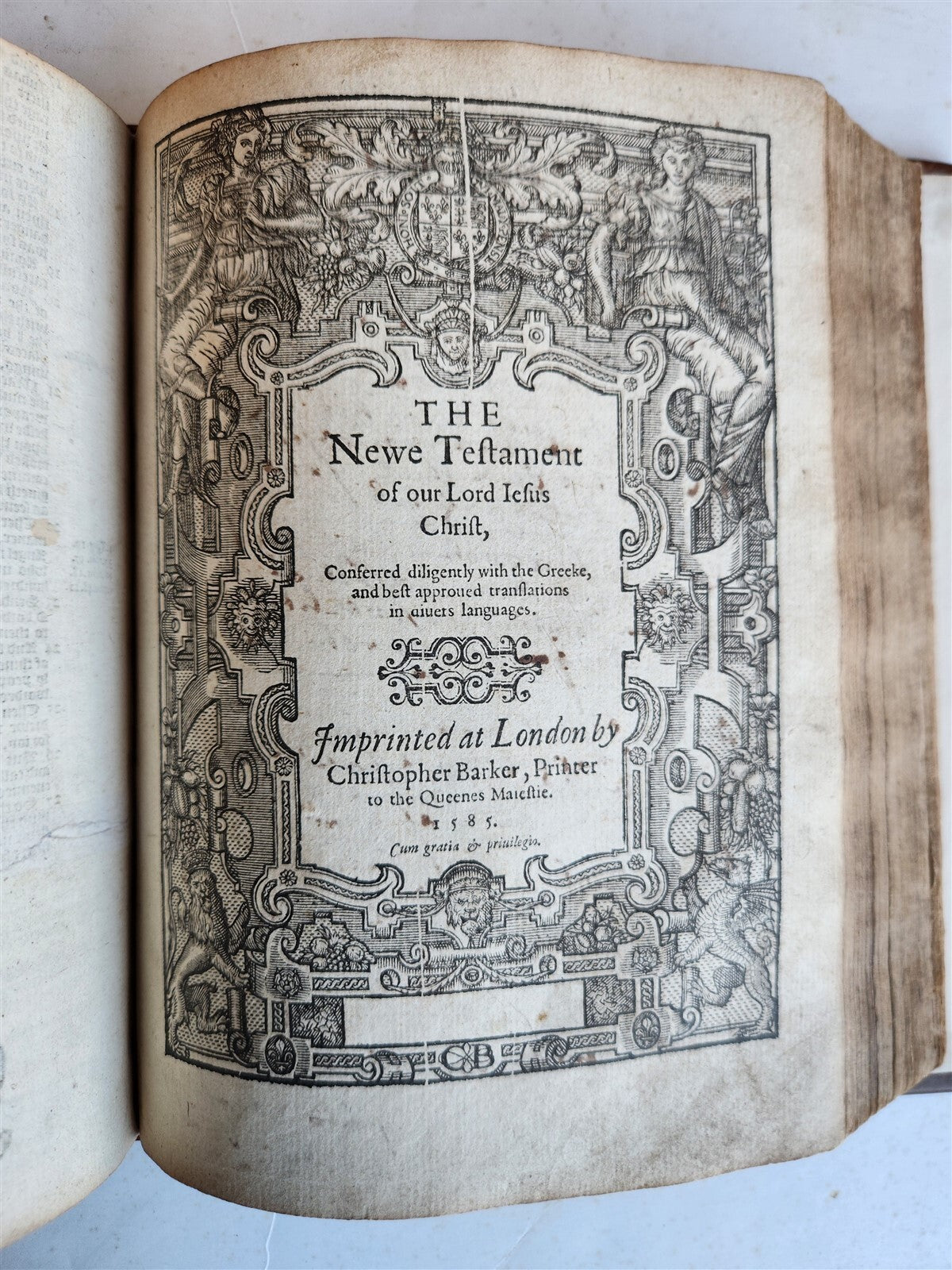 1585 GENEVA BIBLE in ENGLISH antique Old & New Testament 16th CENTURY C. BARKER