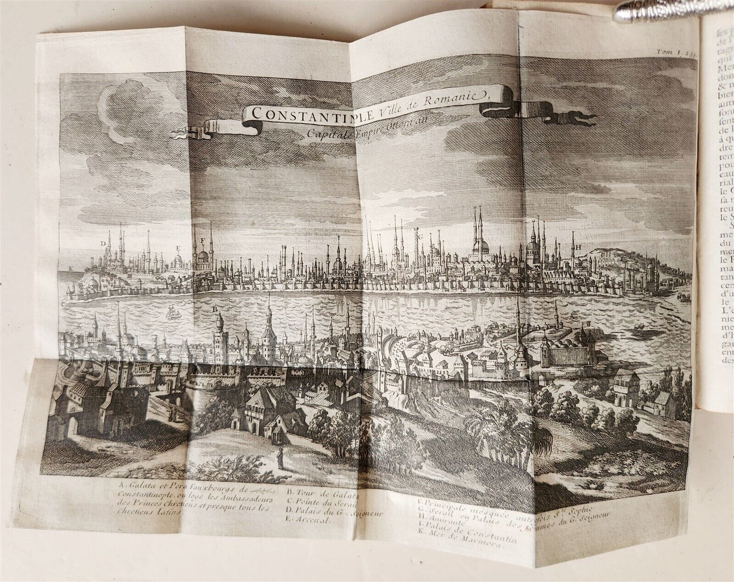 1715 L'ESPION DANS LES COURS des PRINCES CHRETIENS antique ILLUSTRATED in FRENCH