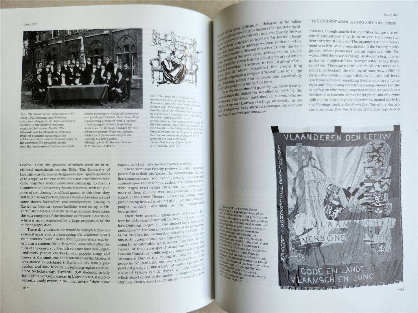 1990 LEUVEN UNIVERSITY 1425-1985 ILLUSTRATED FOLIO