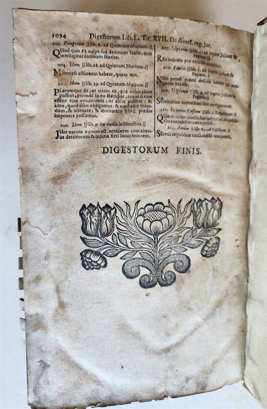 1713 CORPORIS JURIS CIVILIS antique BLIND-STAMPED PIGSKIN BINDING law book