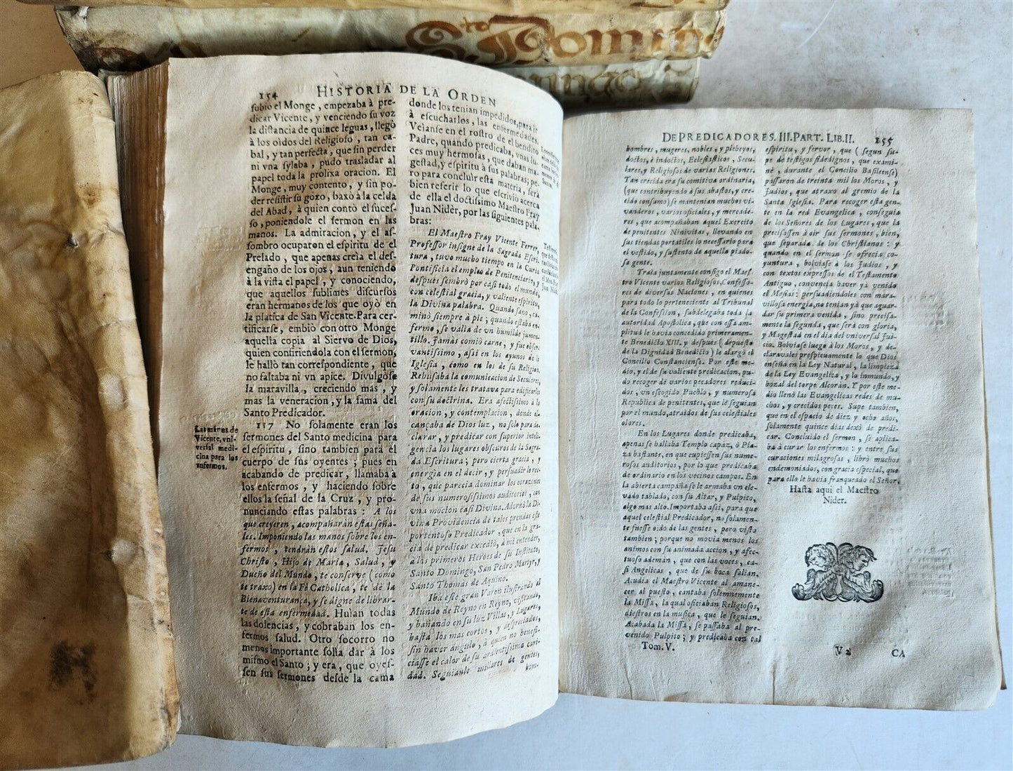1725-34 HISTORY of SPAIN 5 VOLUMES antique VELLUM BOUND in SPANISH