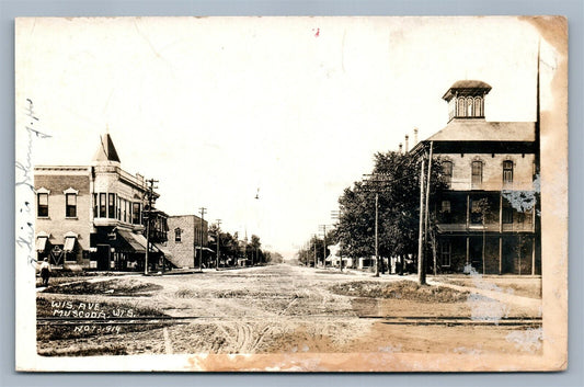 MUSCODA WI WISCONSIN AVENUE 1919 ANTIQUE REAL PHOTO POSTCARD RPPC w/ CORK CANCEL