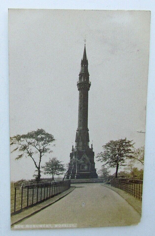 VINTAGE BRITISH POSTCARD THE MONUMENT WORSLEY UK