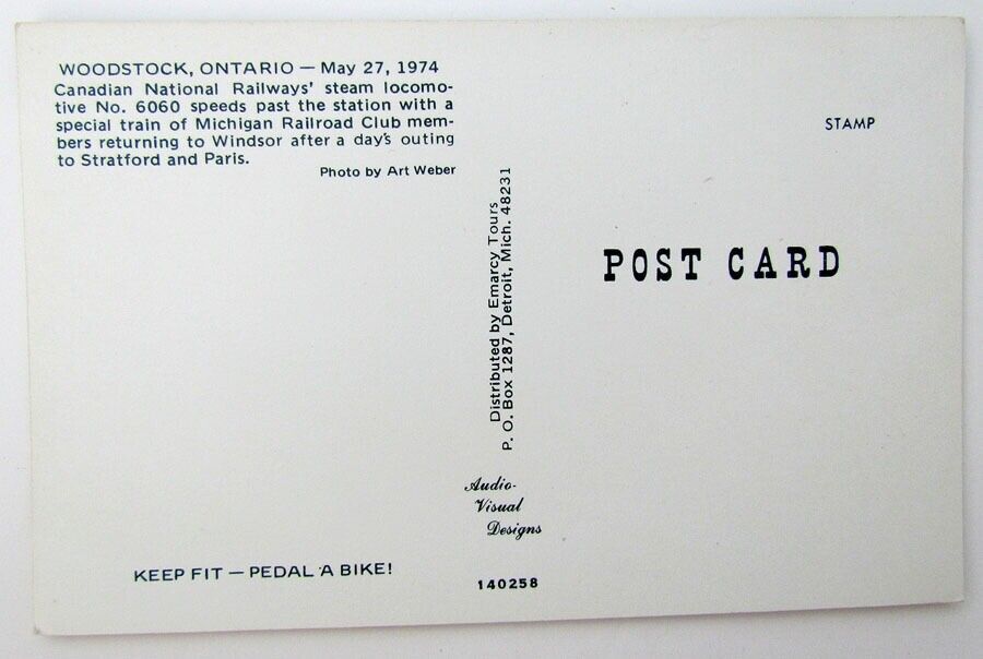 RAILROAD TRAIN STATION LOCOMOTIVE WOODSTOCK ON VINTAGE POSTCARD railway depot