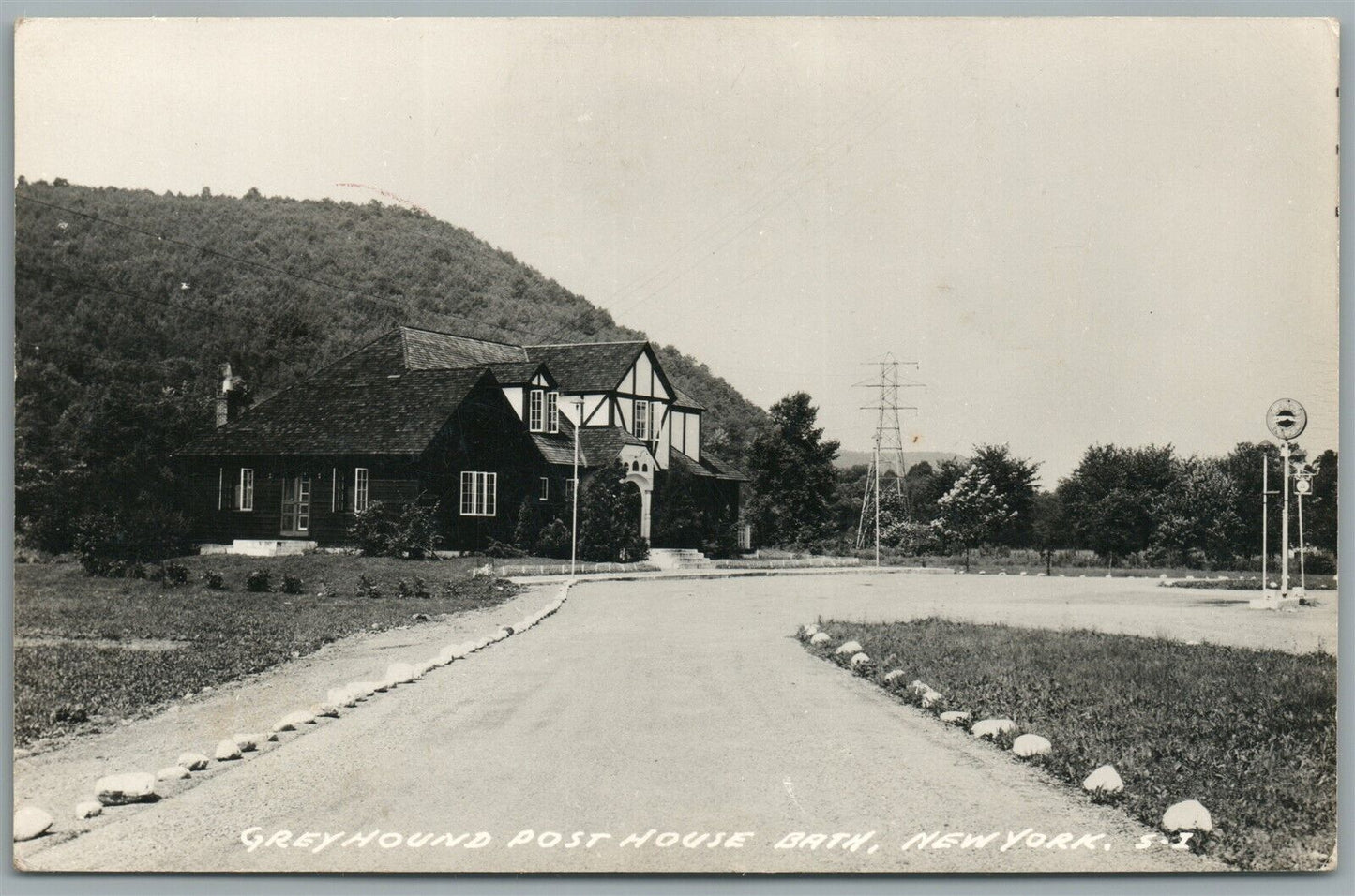 BATH NY GREYHOUND POST HOUSE VINTAGE REAL PHOTO POSTCARD RPPC
