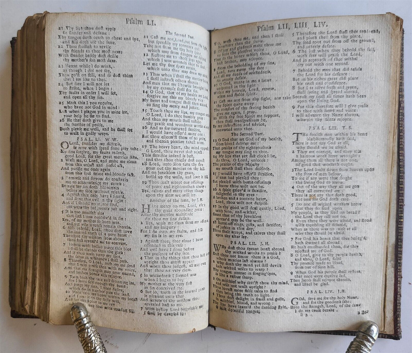1720 BOOK OF COMMON PRAYER in ENGLISH ANTIQUE ORIGINAL BINDING & CARRYING BAG