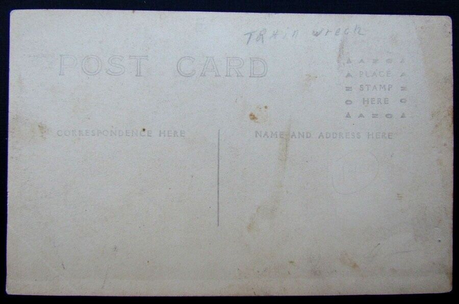 RPPC VINTAGE PHOTO POSTCARD - TRAIN WRECK RAILWAY railroad