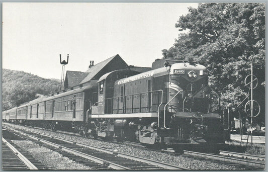 SOUTH ROYALTON VT TRAIN RAILROAD ANTIQUE POSTCARD