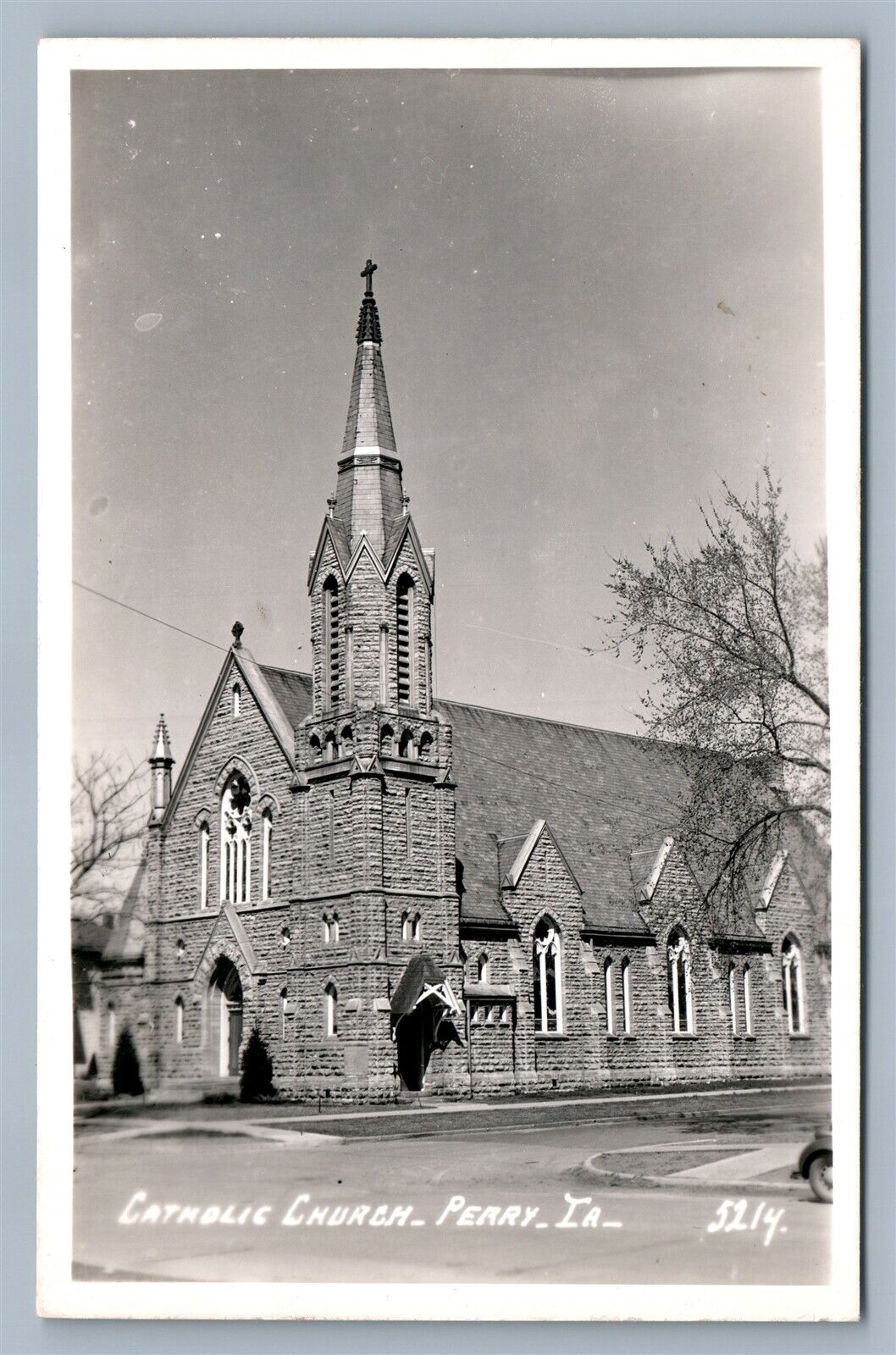 PERRY IA CATHOLIC CHURCH VINTAGE REAL PHOTO POSTCARD RPPC