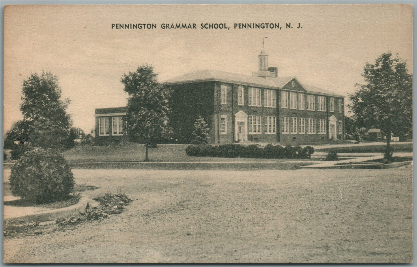 PENNINGTON NJ GRAMMAR SCHOOL VINTAGE POSTCARD