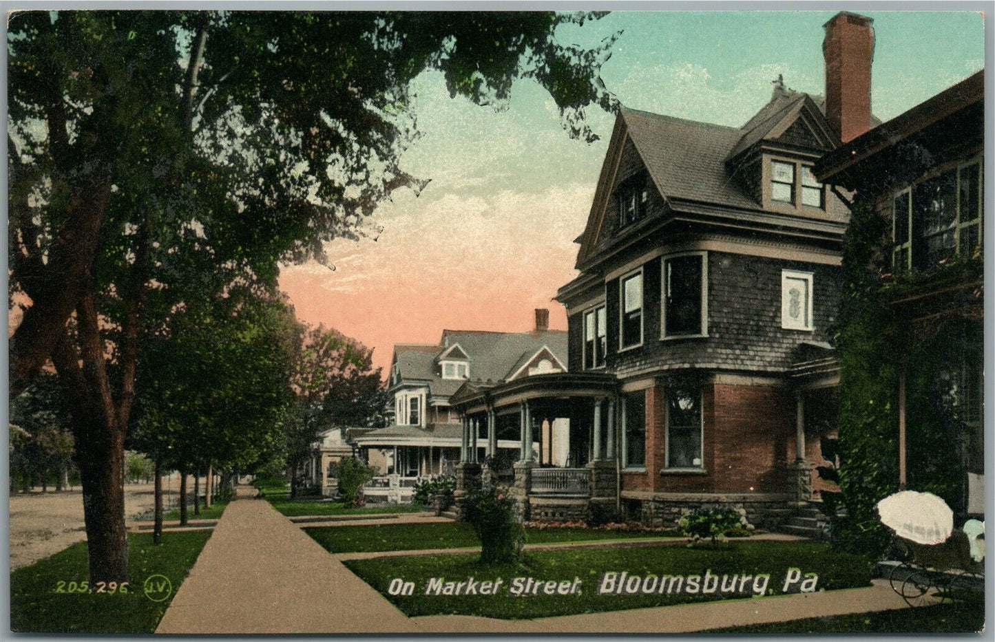 BLOOMSBURG PA on MARKET STREET ANTIQUE POSTCARD