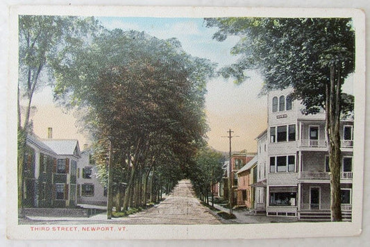 THIRD STREET NEWPORT VT ANTIQUE POSTCARD