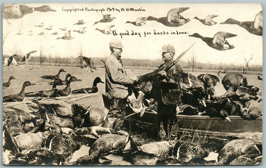 DUCK HUNTERS w/ RIFLES IOWA EXAGGERATED 1913 ANTIQUE REAL PHOTO POSTCARD RPPC