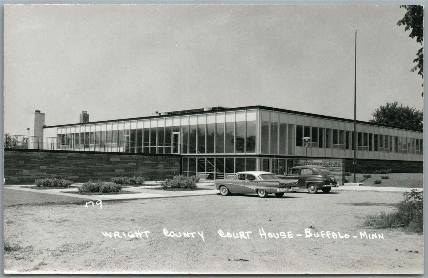 BUFFALO MN COURT HOUSE VINTAGE REAL PHOTO POSTCARD RPPC