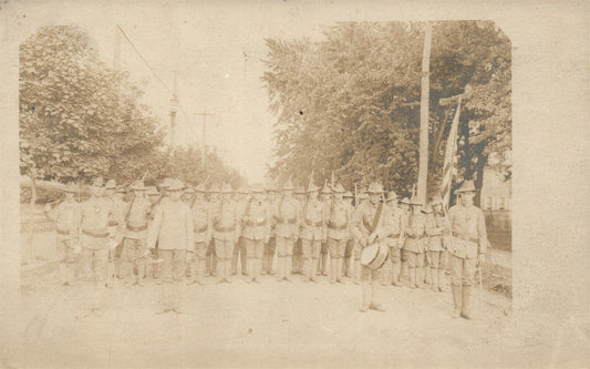 US MILITARY WWI PARADE AMERICAN FLAG & DRUM ANTIQUE REAL PHOTO POSTCARD RPPC