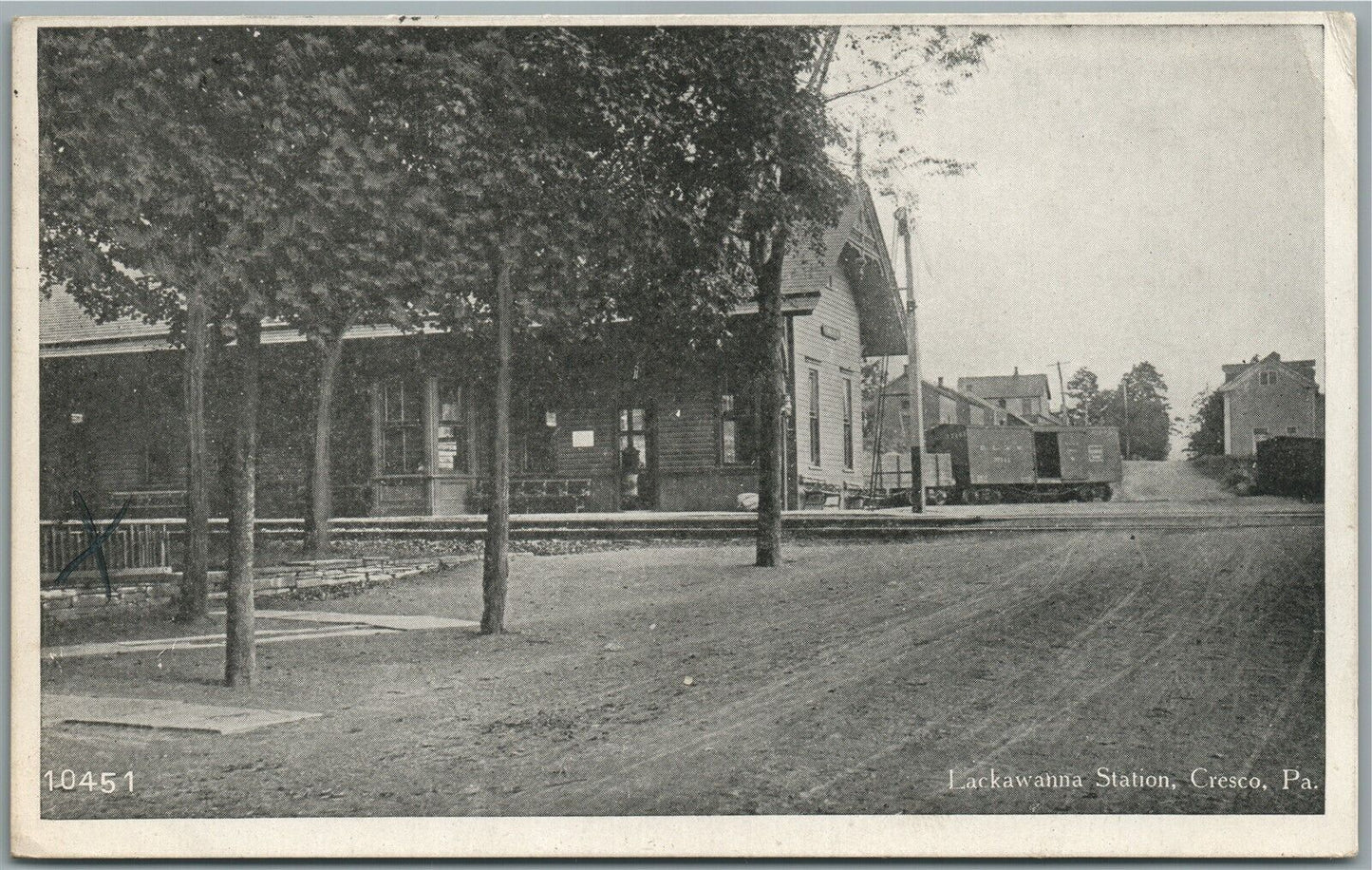CRESCO PA RAILROAD STATION RAILWAY DEPOT ANTIQUE POSTCARD