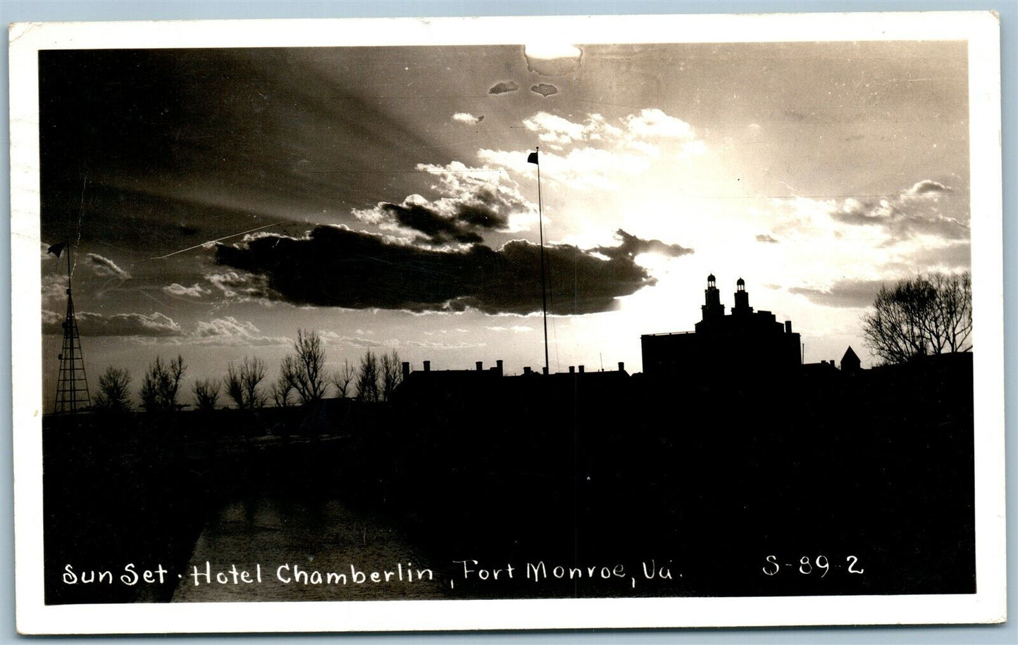 FORT MONROE VA HOTEL CHAMBERLIN VINTAGE REAL PHOTO POSTCARD RPPC