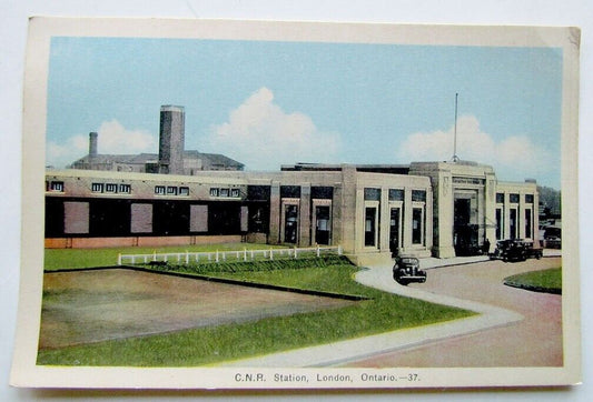 VINTAGE POSTCARD C.N.R. STATION LONDON ONTARIO CANADA railroad railway depot