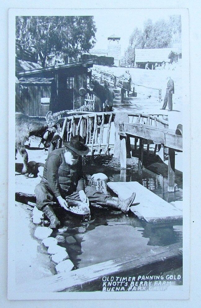 RPPC VINTAGE POSTCARD OLD TIMER PANNING GOLD KNOTT'S BERRY FARM BUENA PARK CA