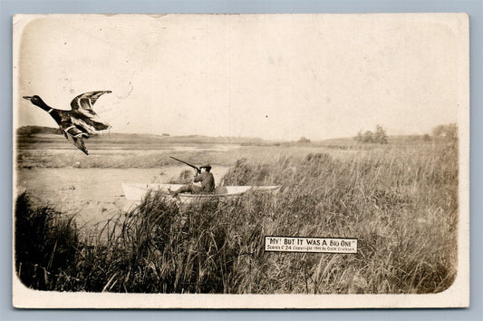 EXAGGERATED DUCK HUNTING 1909 ANTIQUE REAL PHOTO POSTCARD RPPC by OSCAR ERICKSON