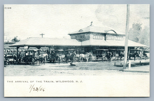 WILDWOOD NJ RAILROAD STATION ANTIQUE POSTCARD RAILWAY DEPOT TRAIN ARRIVAL