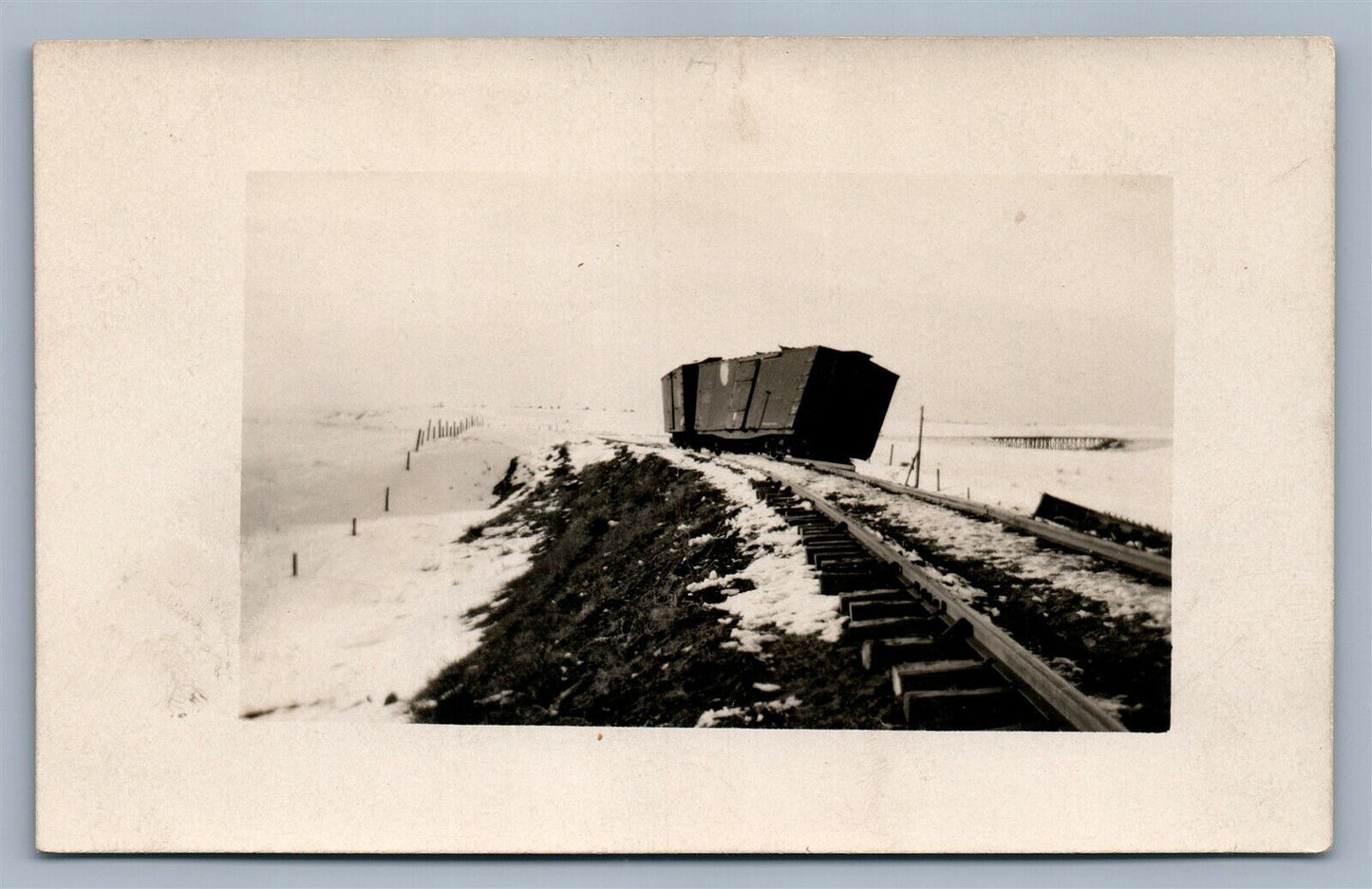 TRAIN WRECK WINTER SCENE RAILROAD ANTIQUE REAL PHOTO POSTCARD RPPC railway