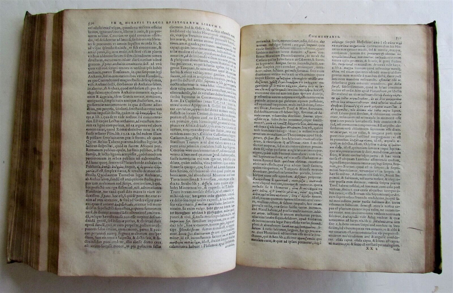 1579 HORACE POETRY PLANTIN EDITION antique in LATIN VELLUM BOUND 16th CENTURY