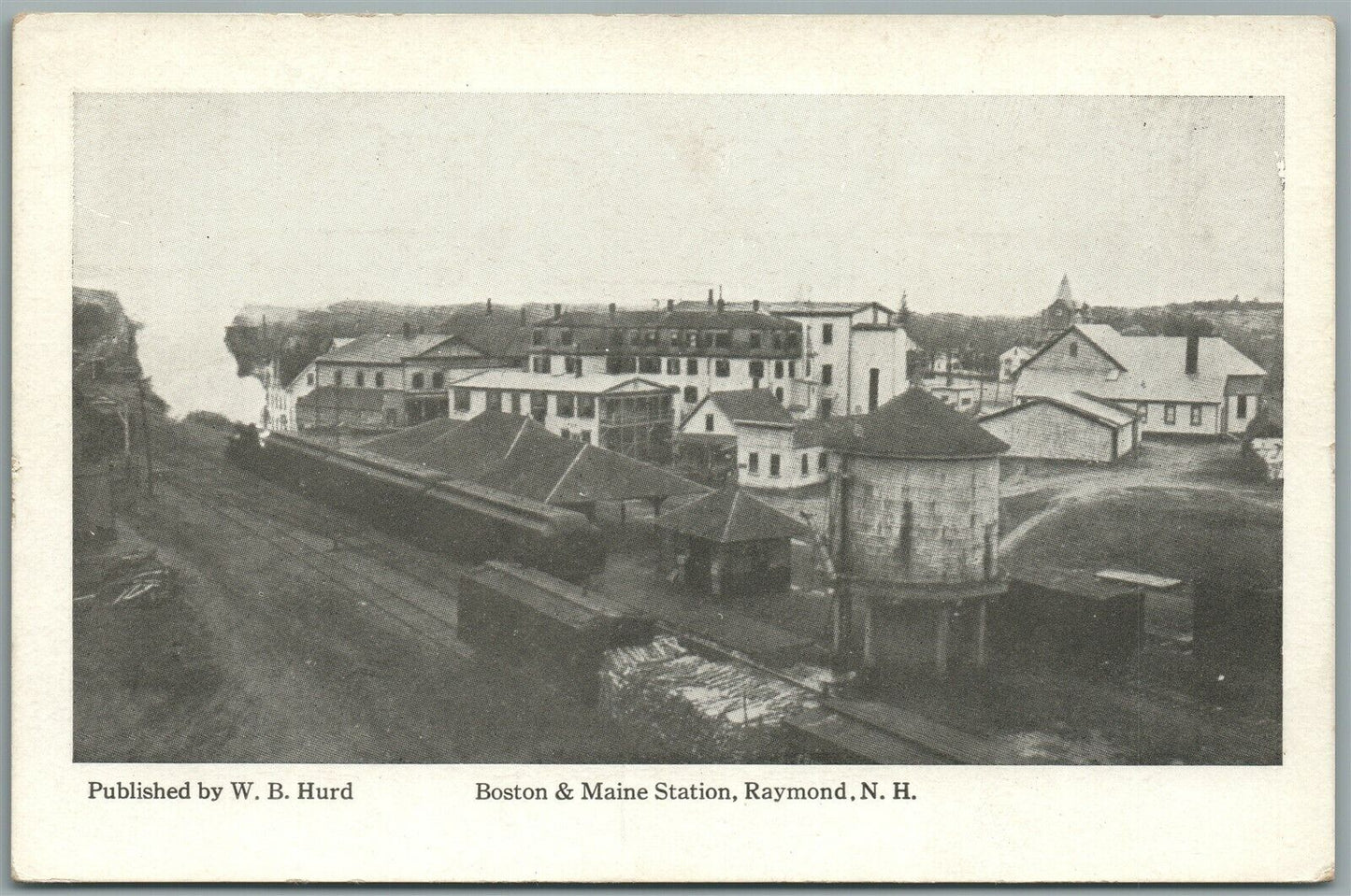RAYMOND NH RAILROAD STATION RAILWAY TRAIN DEPOT ANTIQUE POSTCARD