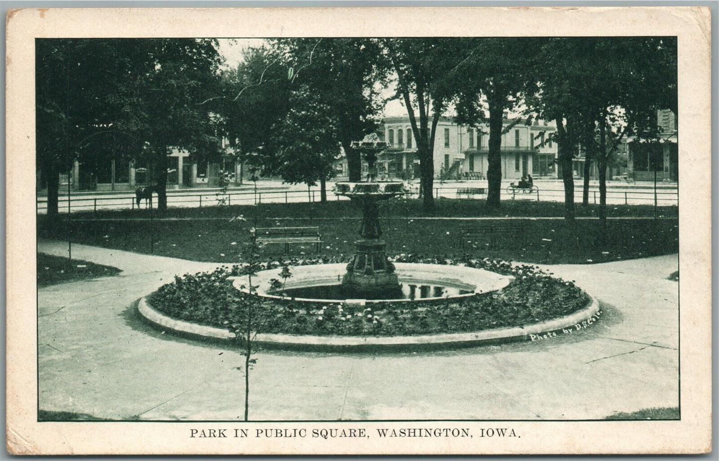 WASHINGTON IA PARK IN PUBLIC SQUARE ANTIQUE POSTCARD