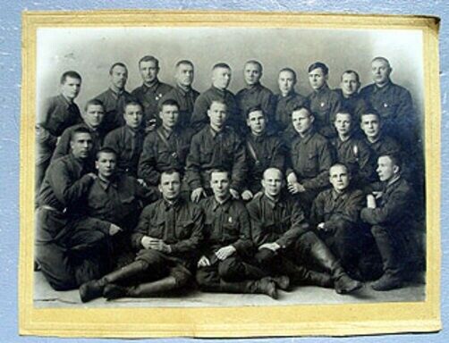1930 RUSSIAN SOVIET MILITARY OFFICERS GROUP PHOTO