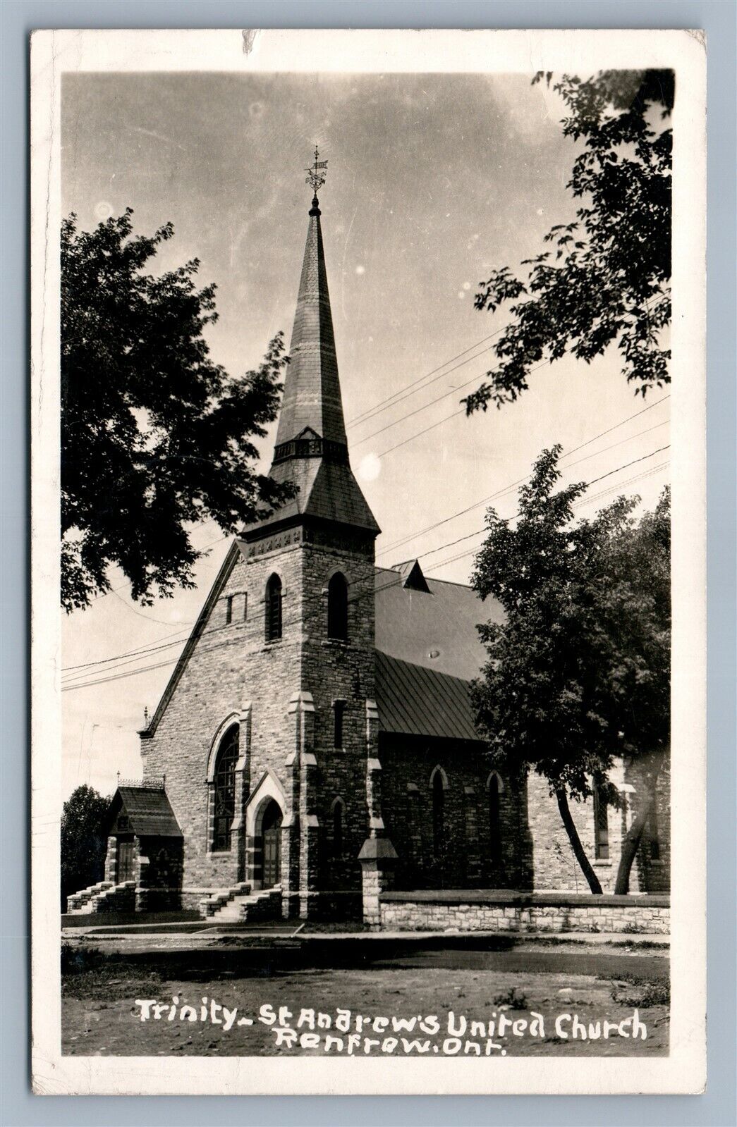 RENFREW ONT CANADA TRINITY ST.ANDREWS CHURCH VINTAGE REAL PHOTO POSTCARD RPPC