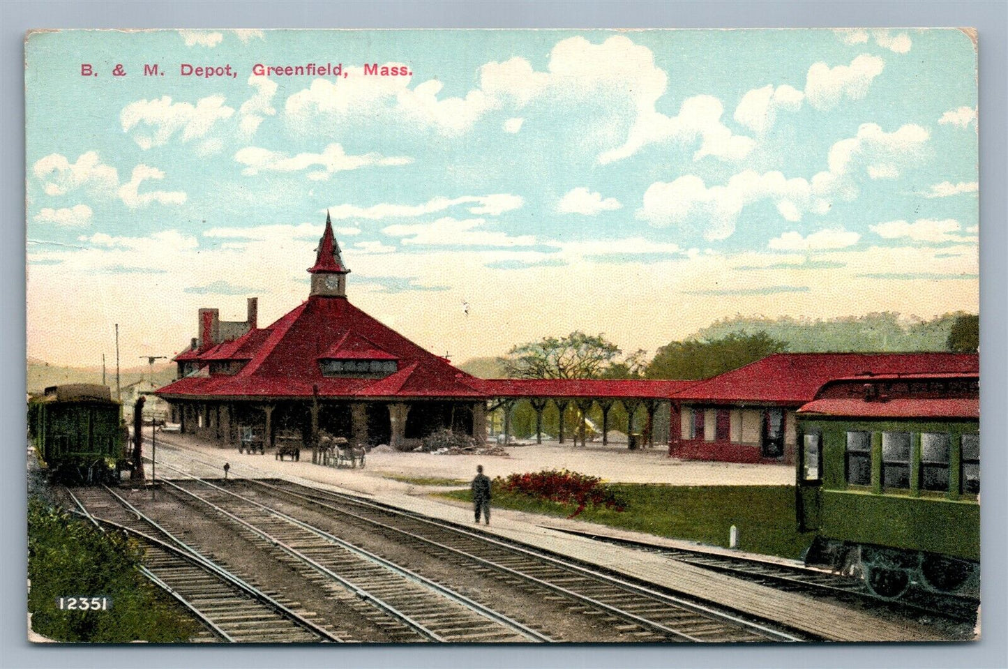 GREENFIELD MA B & M RAILROAD STATION ANTIQUE POSTCARD RAILWAY DEPOT