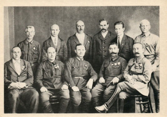 RUSSIAN CAVALRY MARSHAL BUDYONNY w/ PARTISANS 1970 VINTAGE POSTCARD