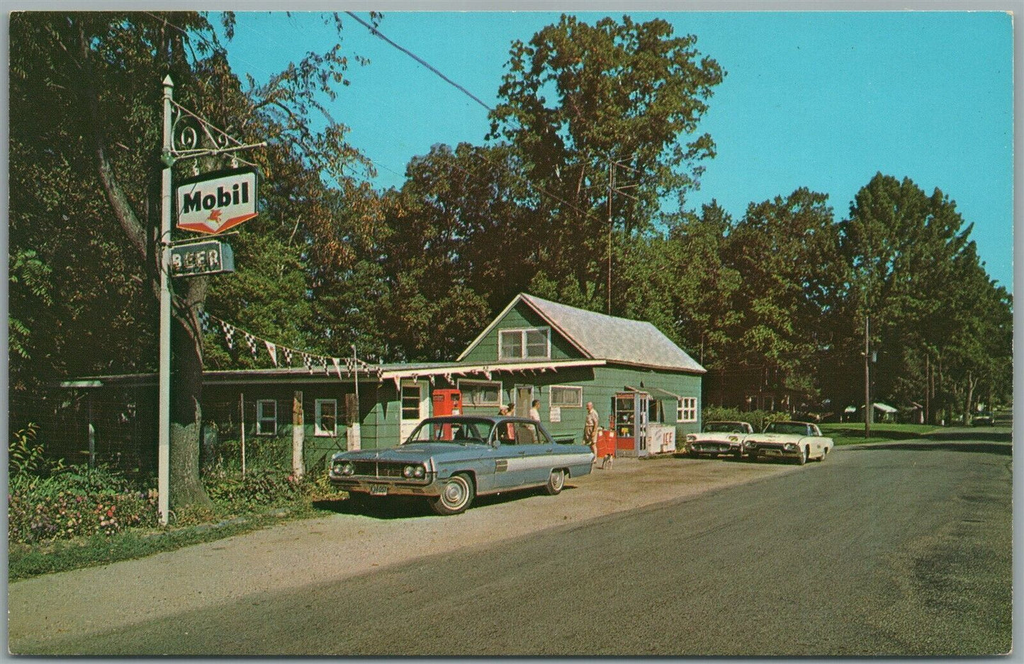 COLDWATER MI GENERAL STORE MOBIL GAS STATION VINTAGE POSTCARD
