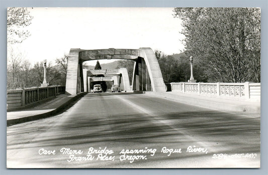 GRANTS PASS OR CAVEMAN BRIDGE VINTAGE REAL PHOTO POSTCARD RPPC