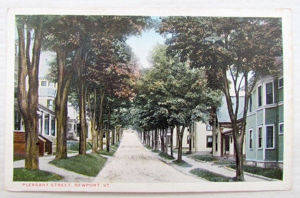 VINTAGE POSTCARD PLEASANT STREET NEWPORT VT