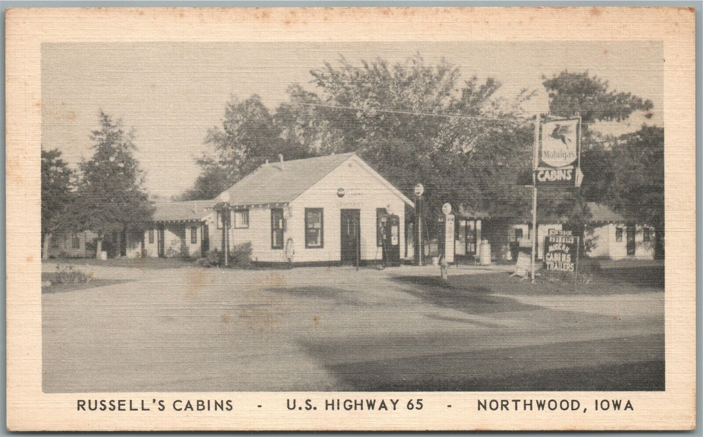 NORTHWOOD IA RUSSELL'S CABINS VINTAGE POSTCARD