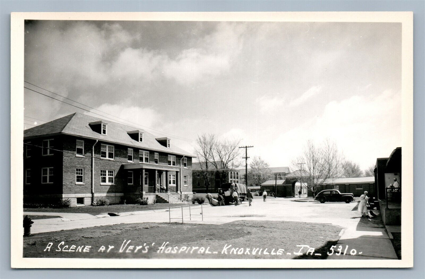 KNOXVILLE IA VER'S HOSPITAL VINTAGE REAL PHOTO POSTCARD RPPC