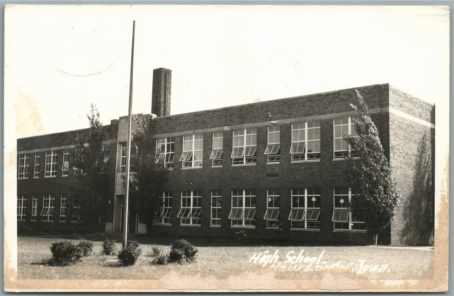 NEW LONDON IA HIGH SCHOOL ANTIQUE REAL PHOTO POSTCARD RPPC