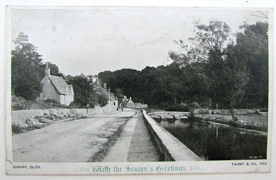 VINTAGE BRITISH POSTCARD BIBURY GLOS. STREET VIEW scene