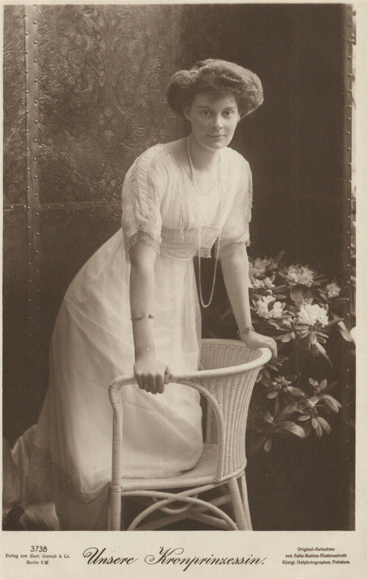 PRUSSIAN CROWN PRINCESS CECILIE ANTIQUE REAL PHOTO POSTCARD RPPC
