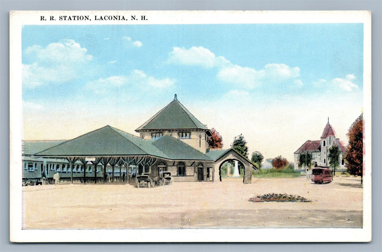 LACONIA NH RAILROAD STATION VINTAGE POSTCARD RAILWAY DEPOT