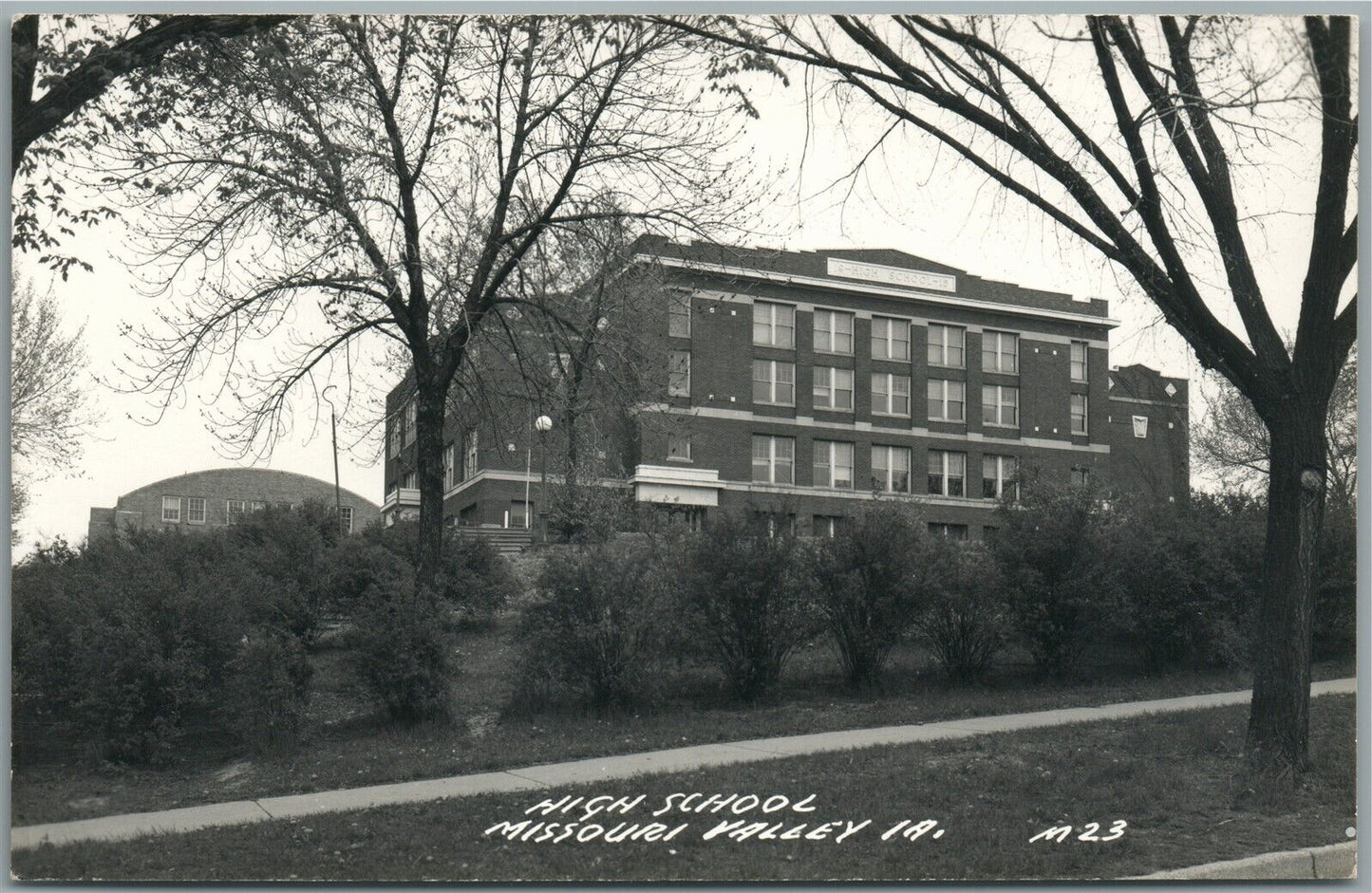 MISSOURI VALLEY IA HIGH SCHOOL VINTAGE REAL PHOTO POSTCARD RPPC